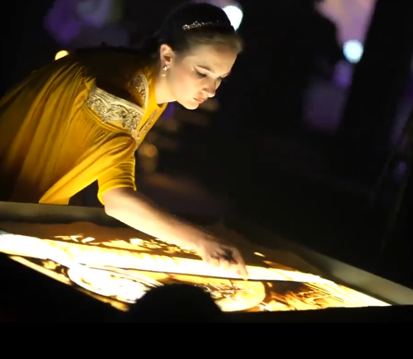 light-table-gold