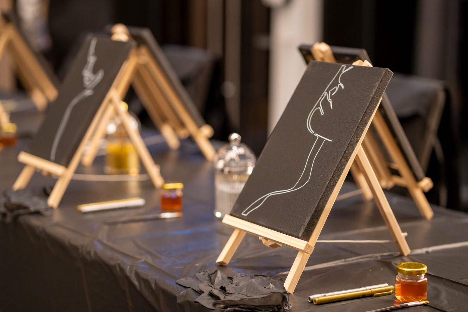 workshop-easels-2